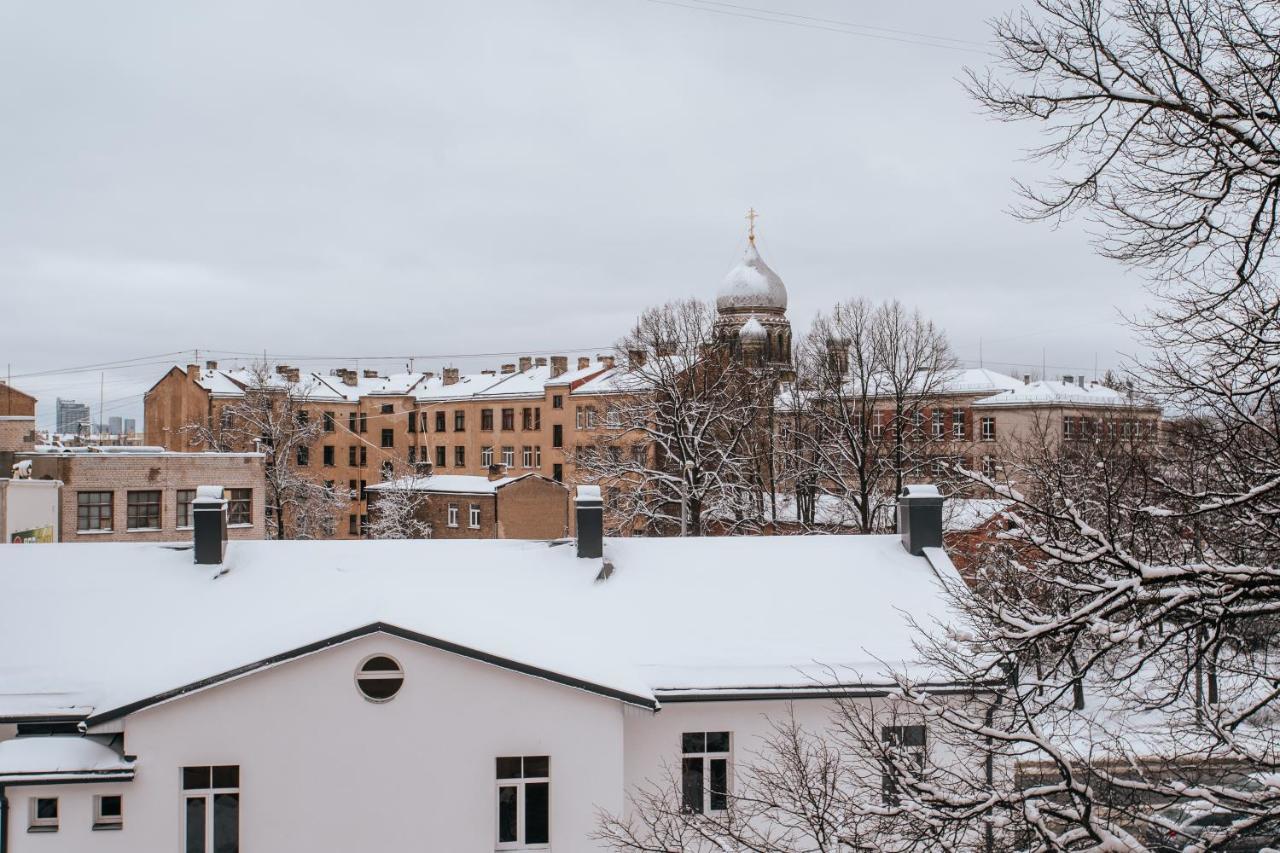 Stylish Latvian-Style Studio Apartment Near City Center, Parks, Cafes & Public Transit Rīga Exterior foto